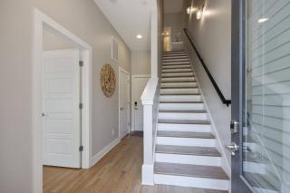 Two Townhomes- Rooftop Lounges- Hot Tub- Game Room - Nashville - 5