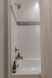 Bold Boho Beauty Three Bedroom Three and a Half Bath - Nashville - 4
