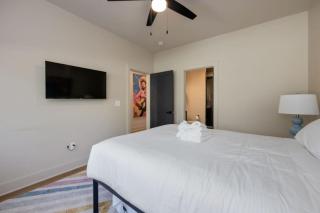 Cowgirl Up 4BD 4.5BTH Rooftop Views - Nashville - 4