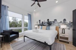 The Ryman 4 Bedroom Haven with Scenic Rooftop - Nashville - 8
