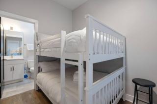 Sapphire Loft 4 Bedroom 4.5 Bath Rooftop Patio - Nashville - 2
