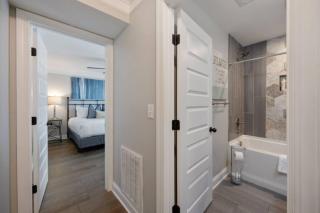 The Americana 4 Bedroom 3.5 Bath Central Luxury Home - 3