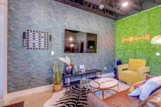 Vibrant Studio Retreat - South Nashville - Nashville - 4