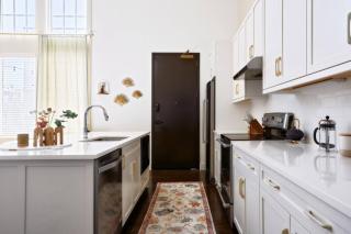 Dwell and Dream - Nashville - 2
