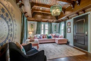 Unique and Stylish East Nashville 3 Bedroom 2.5 Bath - Nashville - 9