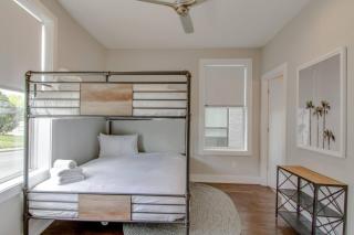 Ultra Large Deck Skyline Views - Nashville - 1