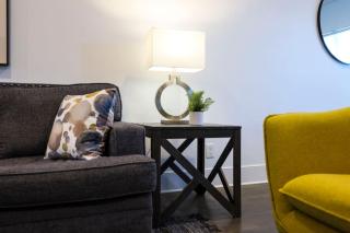 West Side Charmer Convenient Location - Nashville - 2