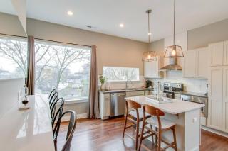 Ultra Modern Pad Minutes To Downtown Comfortable Beds - Nashville - 3