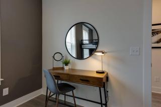 Premier Townhome East Nashville Minutes Downtown - Nashville - 4