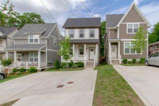 Spacious Nashville Home with 7 Beds 4 Bedrooms and 2.5 Bathrooms - Nashville - 3