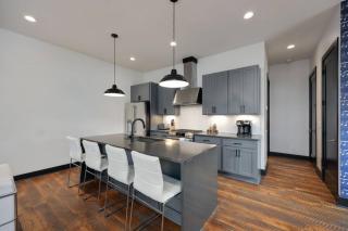 Two Townhomes Blue Dreams and Rustic Elegance - Nashville - 3