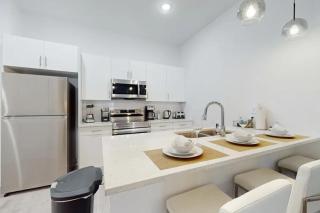 5BR Retreat with Private Pool Near Disney and More - 3