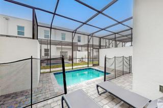 Magical Retreat near Disney and Universal with Pvt Pool - Davenport - 5