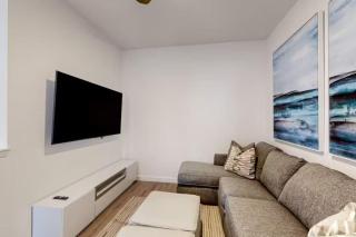 Chic 4BR and Den Home with Pool, Near Disney and Universal - Davenport - 0