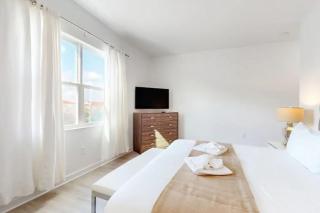 Elegant 5BR with Pool, Close to Disney and Universal - Davenport - 6