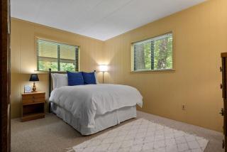Sunrise Mountain Retreat-Summer Getaway in Jasper with a Hot Tub - 4