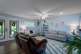 Sweet Jasper Suite-Summer Getaway in Jasper with Hot Tub - 8