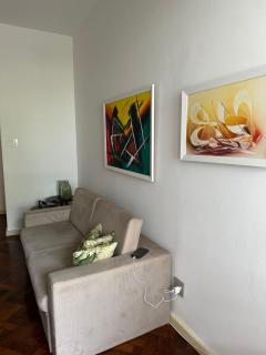 Apartamento mobiliado com dois quartos e dois banheiros no Leme - Rio de Janeiro - 5