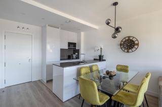 ANSA Beach Apartment - Malaga - Skyline Suite - Málaga - 2