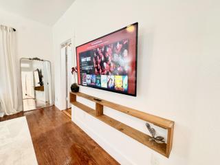 The River City Haven- Cozy, Spacious Home Near Downtown - San Antonio - 0