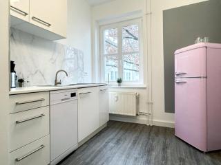 HolidayHome Apartments I Spacious 67sqm in Berlin Friedrichshain - Berlin - 7