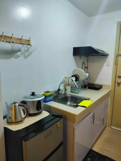 9th Floor Studio Type Unit with Pool View 902A - Manila - 0