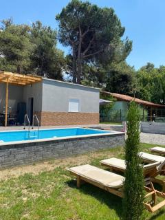 Belle villa 3 chambres refaite à neuf avec Piscine privée - Golem - 4