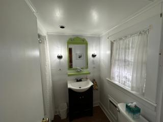 Cottage 4 - 1 Bed w/ Loft / 1 Bath & Courtyard - Wolfeboro - 5