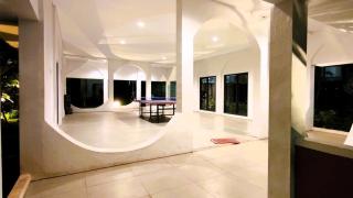 Freja's Host Too - Tangerang - 1