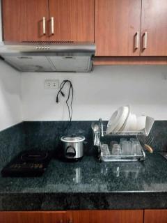 7th Floor Studio Type Unit with City View - Manila - 9