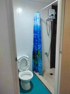 7th Floor Studio Type Unit with City View - Manila - 4