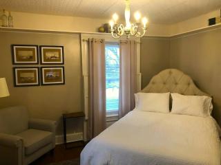 The Vine Bed & Breakfast, LLC - 2