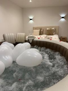 F2 jacuzzi moderne et spacieux - Étampes - 1