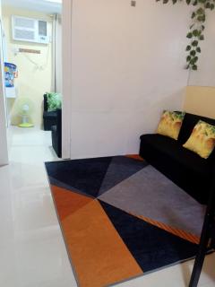 28th Floor 1 Bedroom Unit with Pool View - Manila - 3