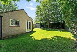 Beautiful 2 bedroom property in Sutton - Wallington - 2