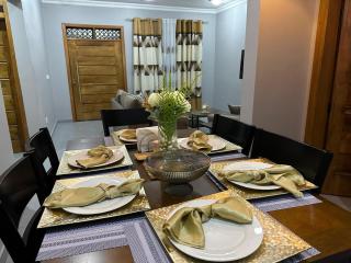 Cozy Home for Small Groups - 6