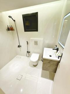 Two Bedroom Family Apartment 7B - 1