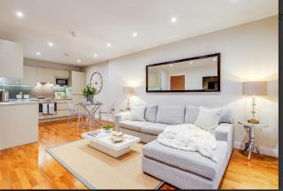 Modern 2-Bed, 2-Bath, Clapham Junction, Parking Spot Included - Londres - 0
