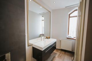 Carol Boutique - Vila Cornelia - 1