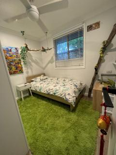 Feels like home - Berkeley Vale - 4