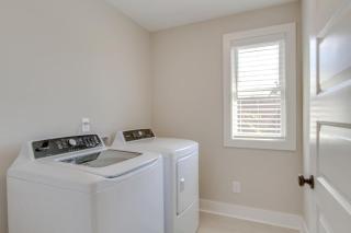 Luxurious Extraordinaire Three Bedroom Downtown Action - Nashville - 3