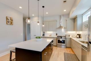 Panoramic View 8 Comfy Beds Multilevel Townhome - Nashville - 8