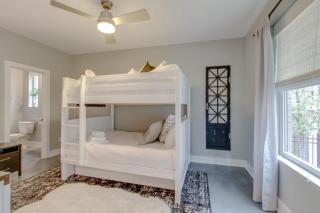 Dual Homes Gulch Superstars Epic Rooftop - Nashville - 1
