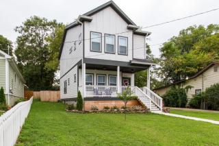 Gorgeous Downtown Pad 3 Bedroom 2.5 Bath Large Patio - Nashville - 8