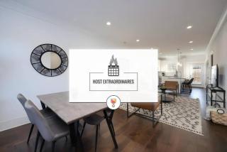 Ten Minutes to Broadway Alluring Gated Townhome - 9