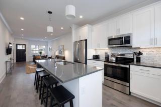 Beautiful Townhomes 2 Units With Outdoor Patios - Nashville - 5