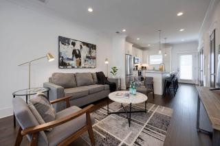 Ten Minutes to Broadway Pet Friendly Escape - Nashville - 3