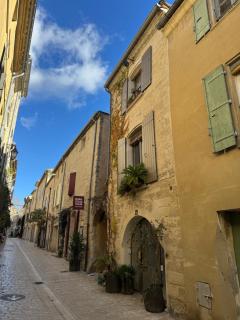 Made moiselle Uzès - Superbe et lumineux appartement centre historique 2 chambres - 8