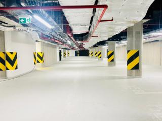 New Luxury Apartmen at Andel Metro Station - Prague - 7