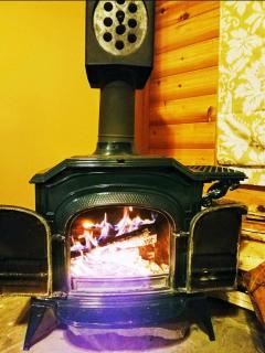 Modern Cabin CLOSE TO SKI with HOT TUB, VIEWS & Games - 3